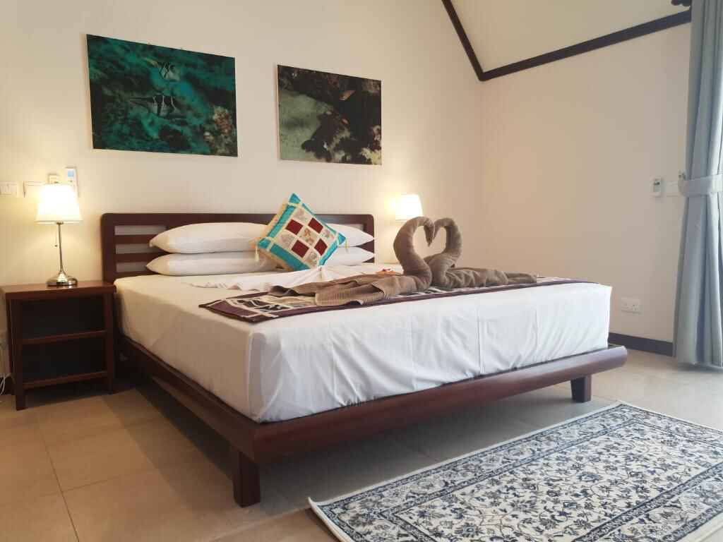 Cote d'Or Footprints