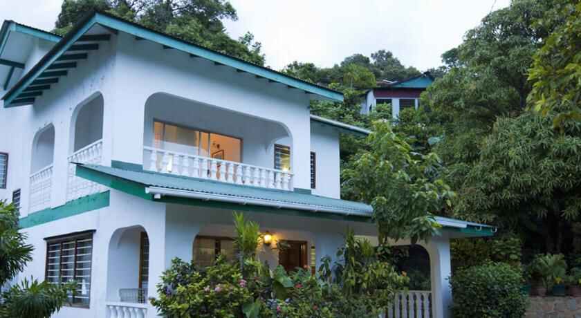 Le Manglier Guest House