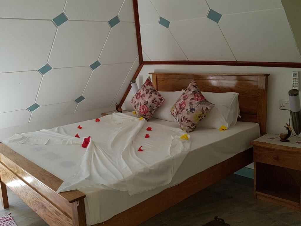 La Digue Island Bungalow