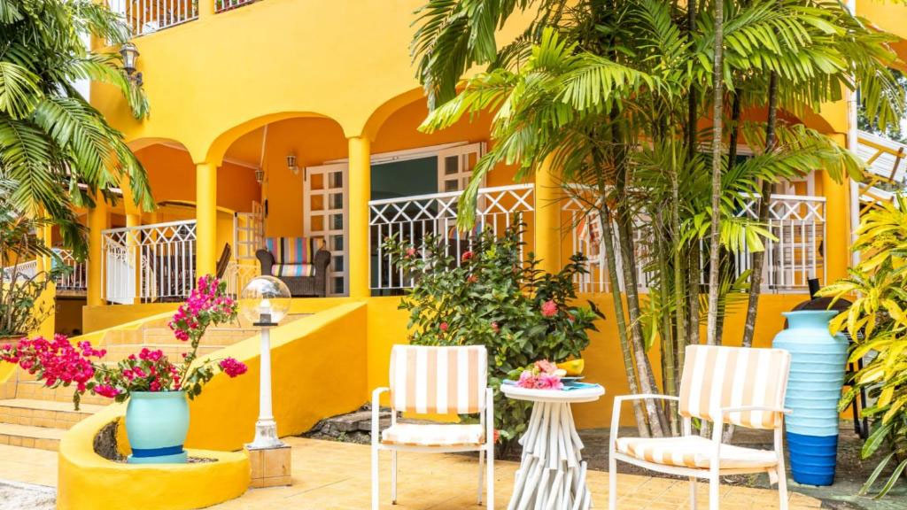 Beau Vallon Residence
