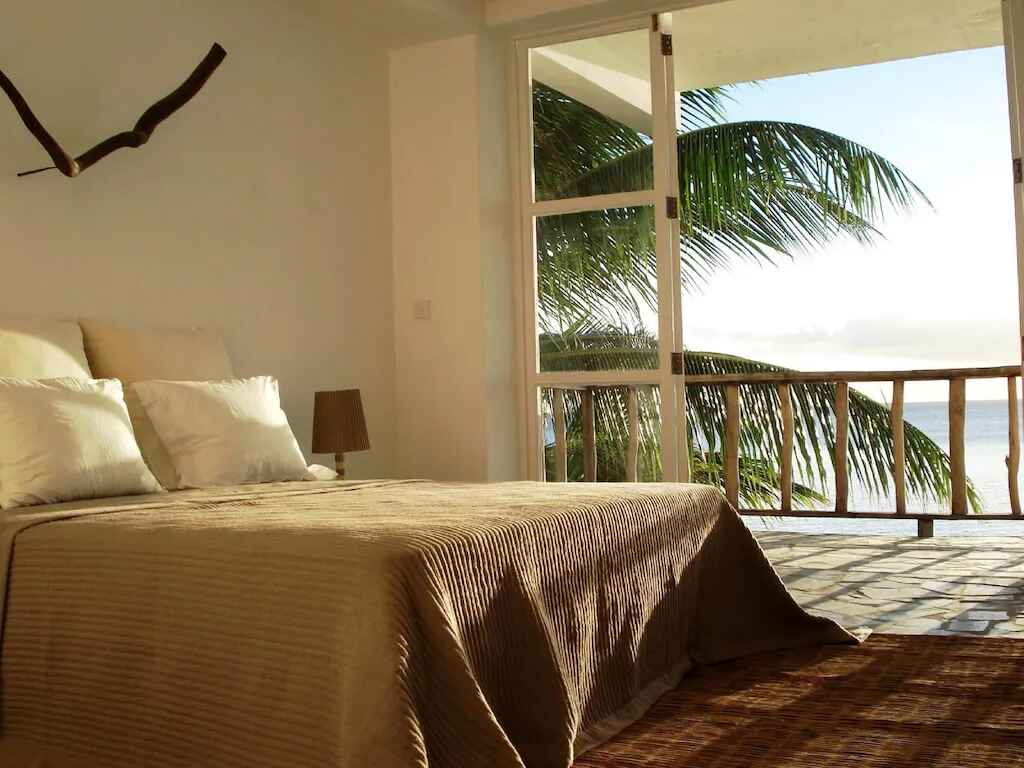 Private Pools Cliffhanger Villas - 8 Bed Villas