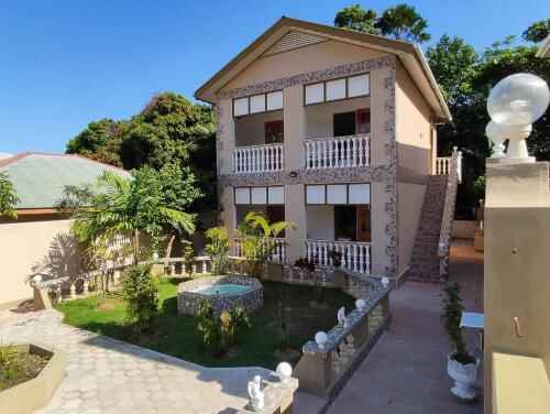 La Residence Villas & Studios