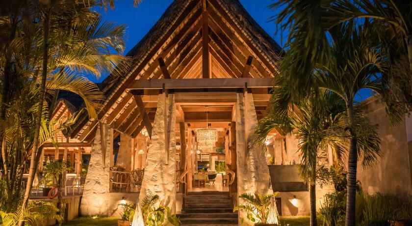 Les Lauriers Eco Hotel