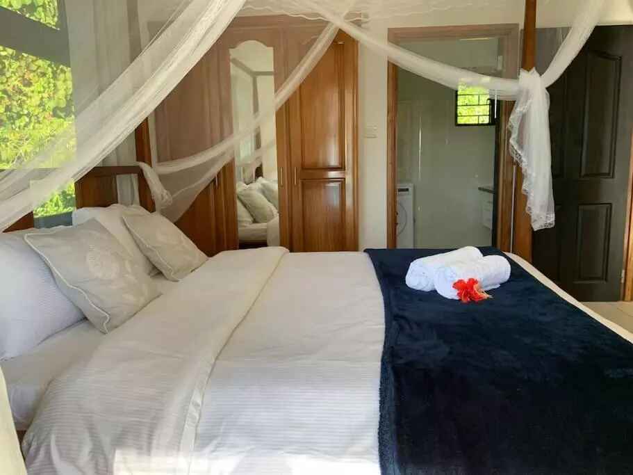 Crystal Apartments Seychelles SeaView Upper Floor