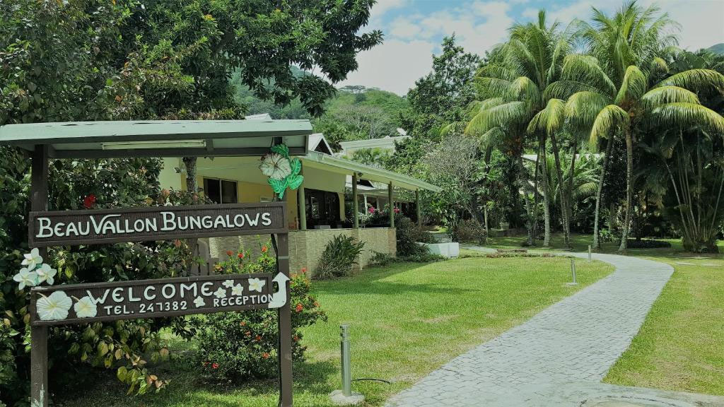 Beau Vallon Bungalows