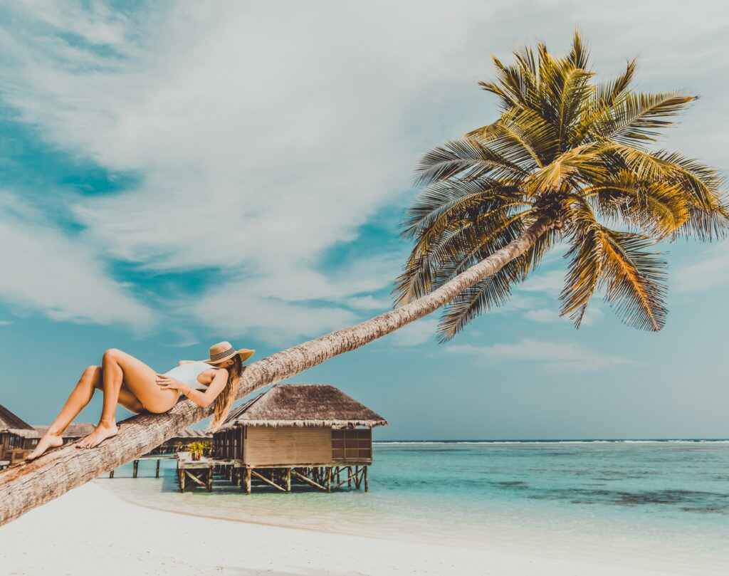 10 Celebrity Hot Spot Hotels in The Maldives