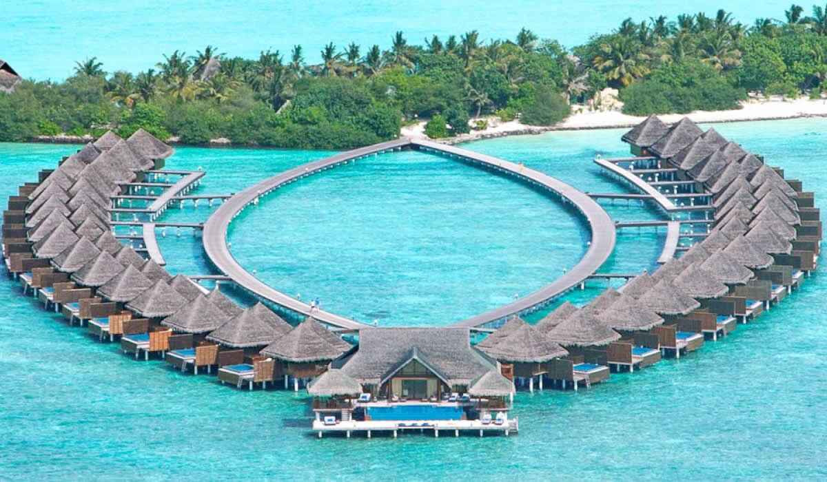 10 Top Resorts near Male Airport In Maldives