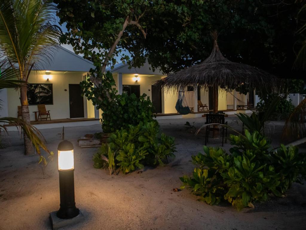 Clouds Beach Retreat Laamu
