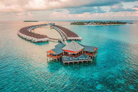 Lhaviyani Atoll Hotels In Maldives