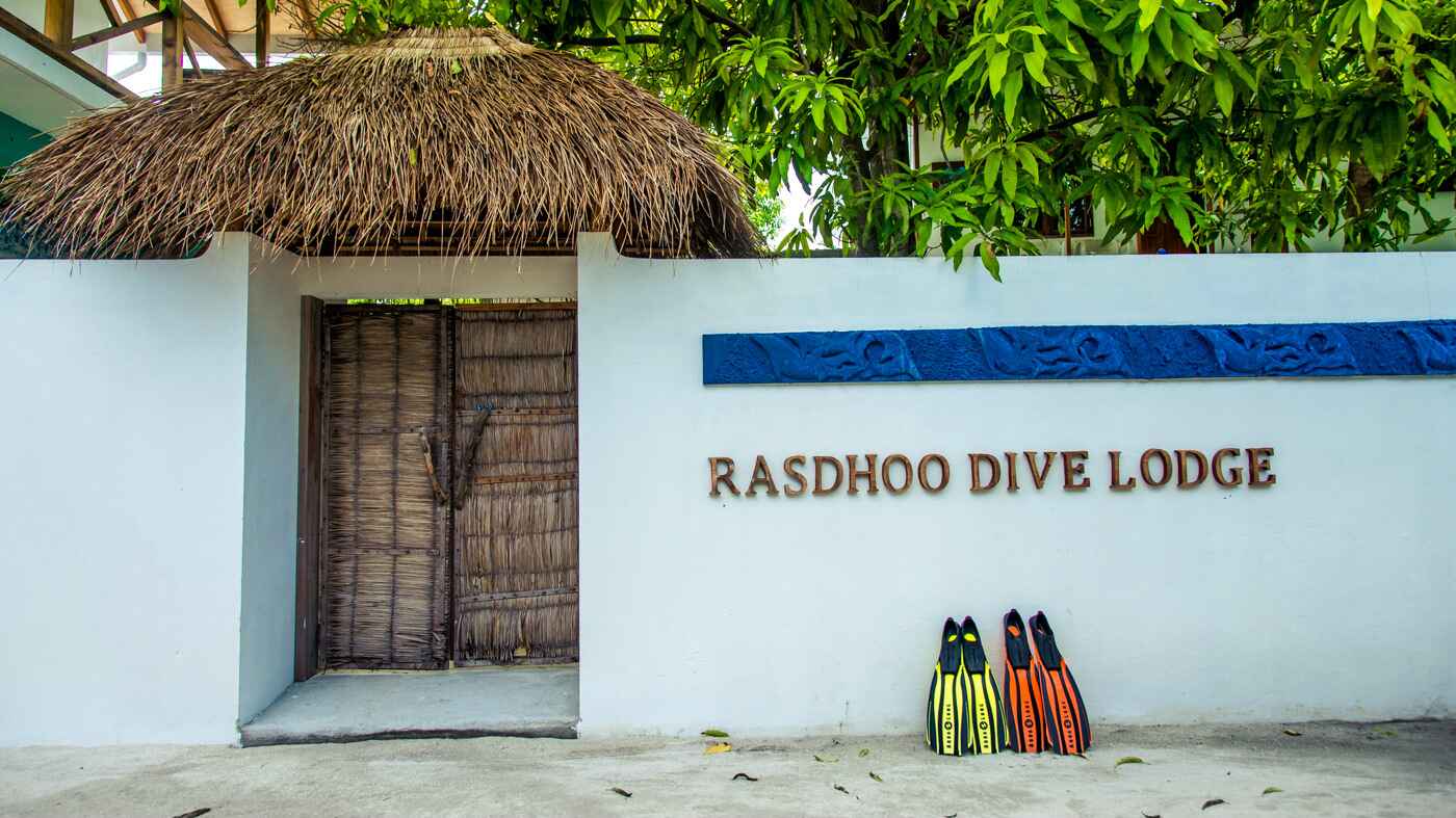 Rasdhoo Dive Lodge