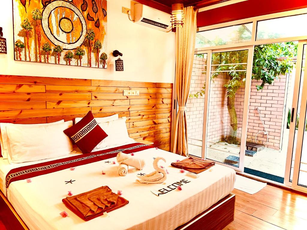 New Breeze Thoddoo Inn