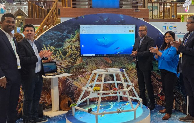 Canareef Resort Maldives unveils its newly upgraded website at WTM London 2023