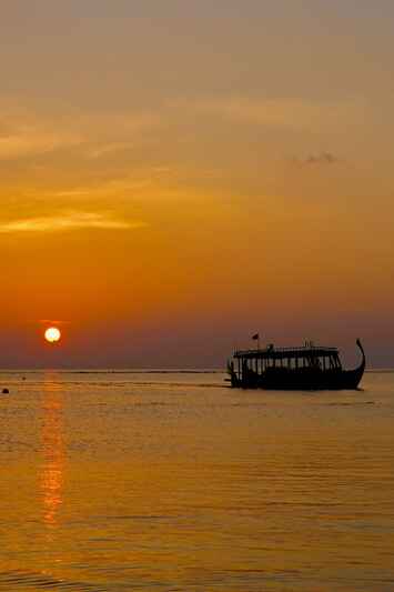10 Best Ari Atoll Snorkeling Resorts In Maldives