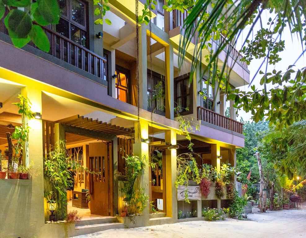 10 Best Ukulhas Hotels In Maldives