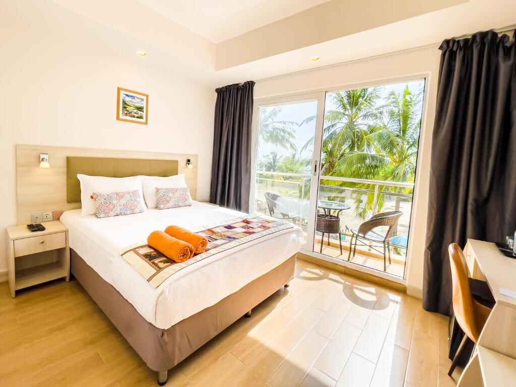 Accomodations and Dining
