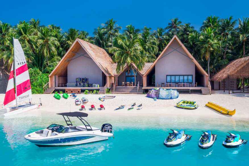 Naladhu Private Island Maldives - Beach House with Pool